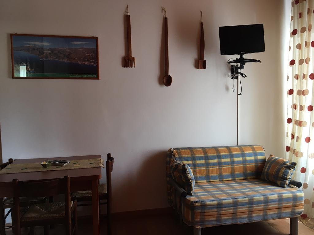 Bed&Breakfast La Casetta Sant'Alessio Siculo Exterior foto