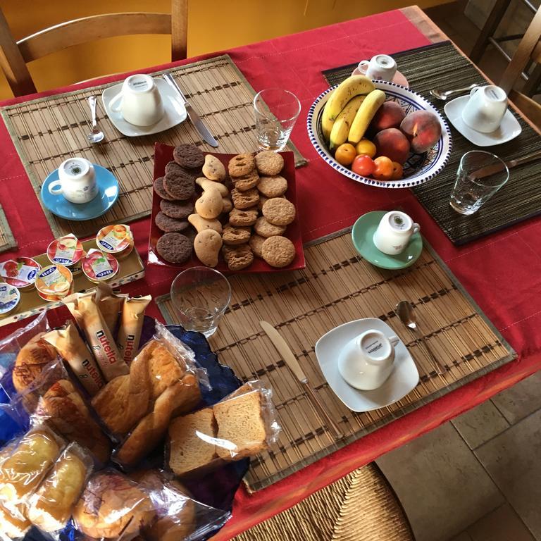 Bed&Breakfast La Casetta Sant'Alessio Siculo Exterior foto