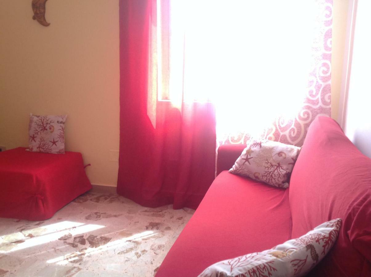 Bed&Breakfast La Casetta Sant'Alessio Siculo Exterior foto