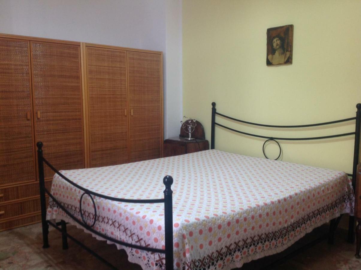 Bed&Breakfast La Casetta Sant'Alessio Siculo Exterior foto